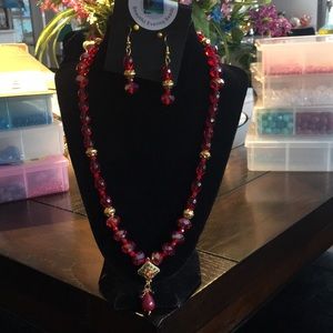 Beautiful Evening Beads Necklace Set